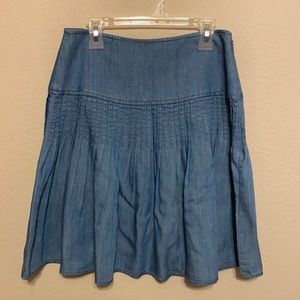 NWT Loft Pleated Jean Skirt